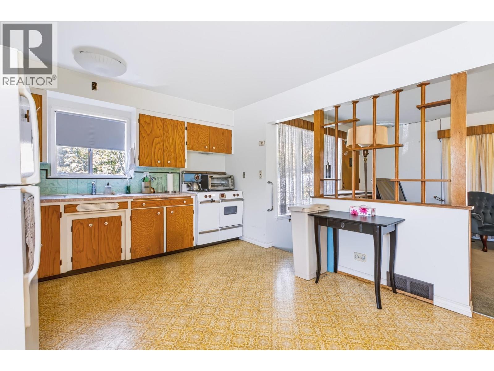 205 Nelson Street Property Photo 10