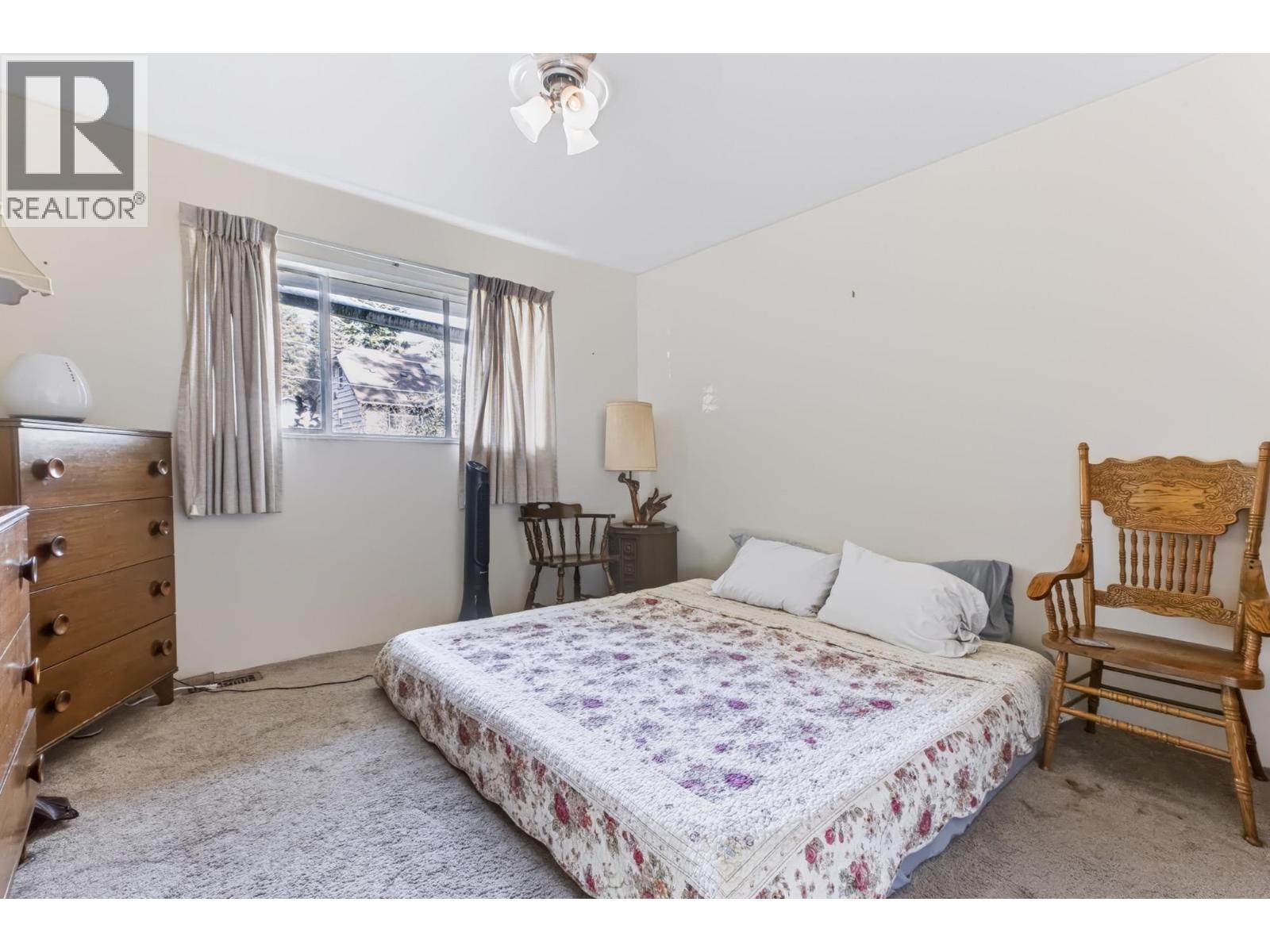 205 Nelson Street Property Photo 15