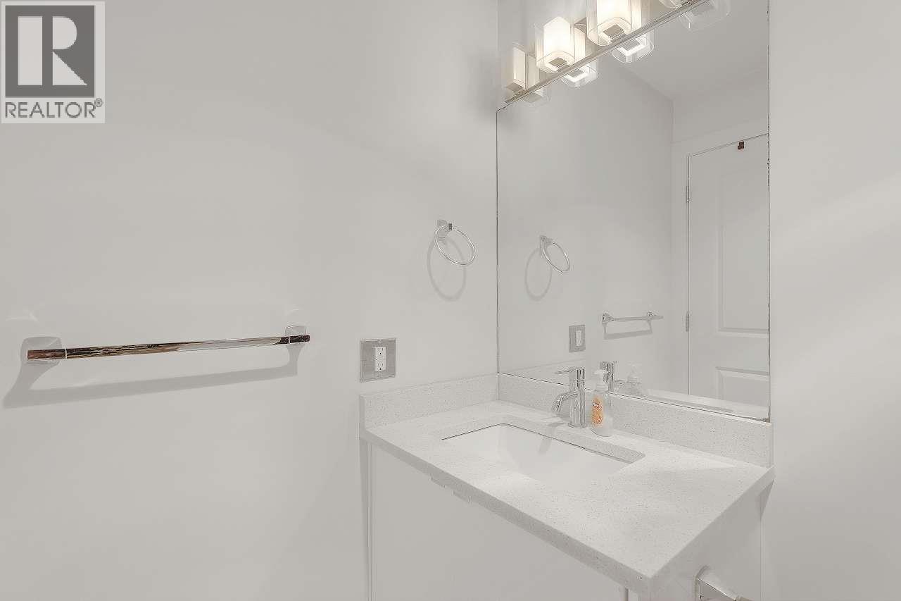 208 1106 Pacific Street Property Photo 15