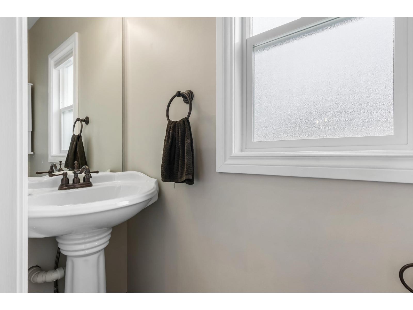 46330 Valleyview Road #1 Property Photo 10