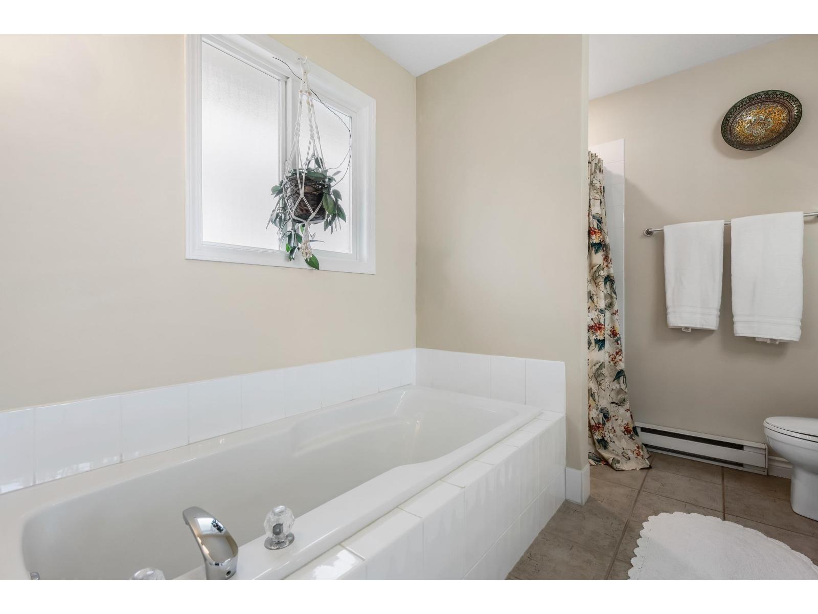 46330 Valleyview Road #1 Property Photo 28