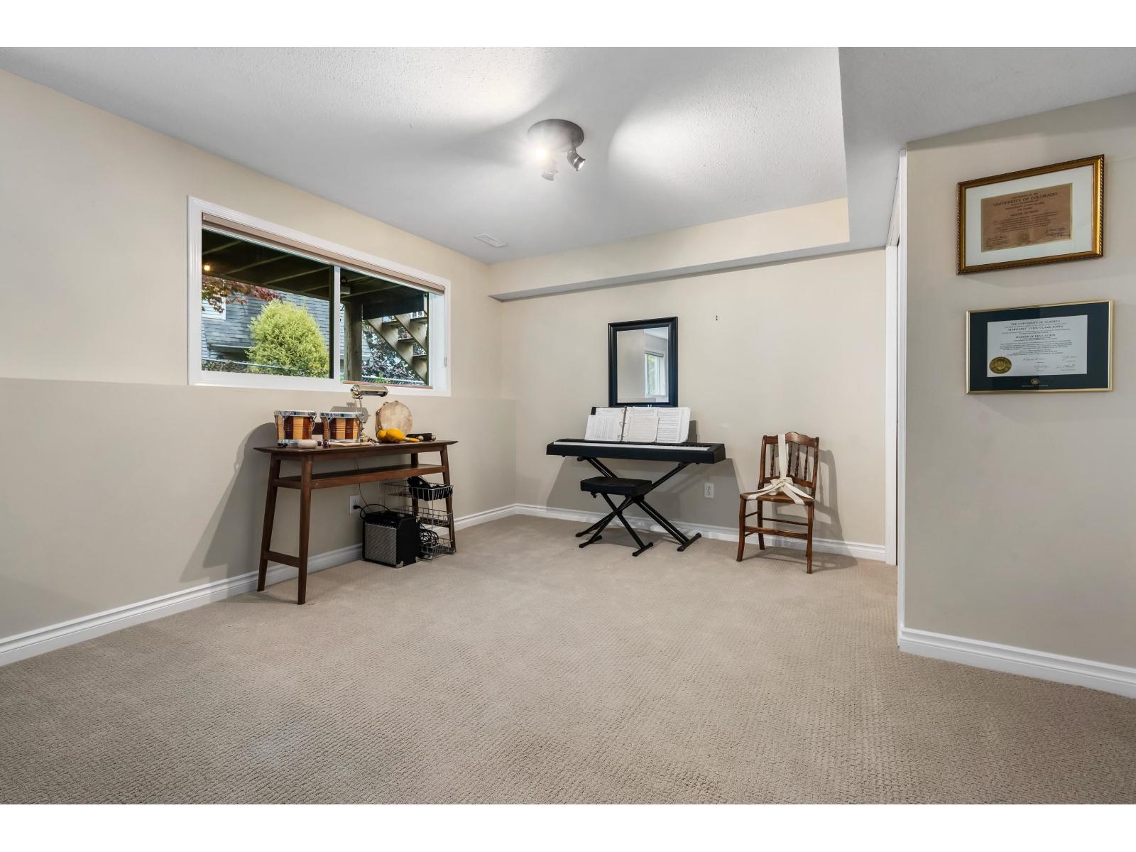46330 Valleyview Road #1 Property Photo 33