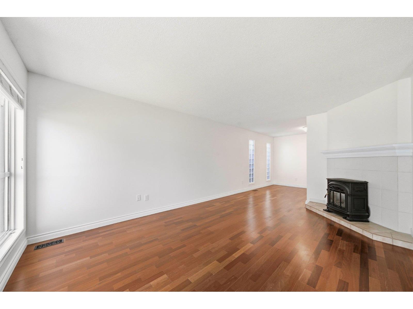 72 2345 Cranley Drive Property Photo 9