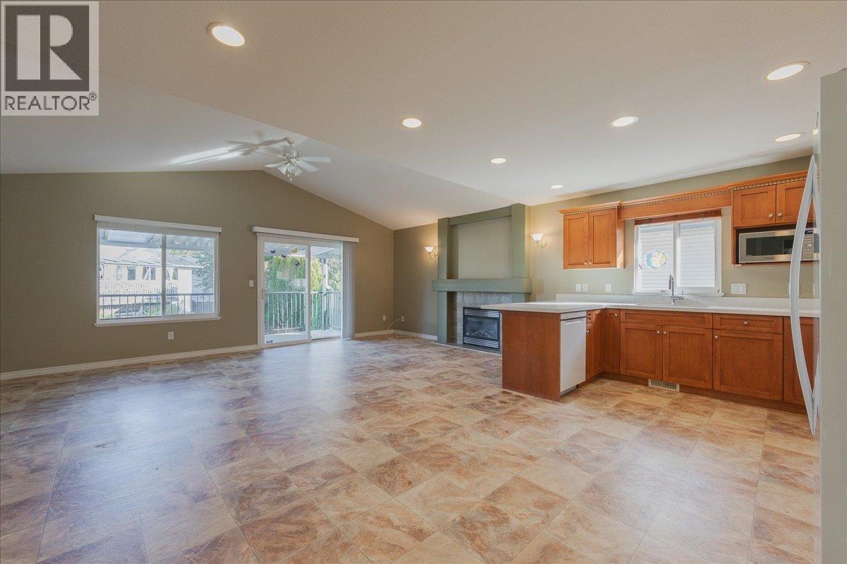 23661 114a Avenue Property Photo 6