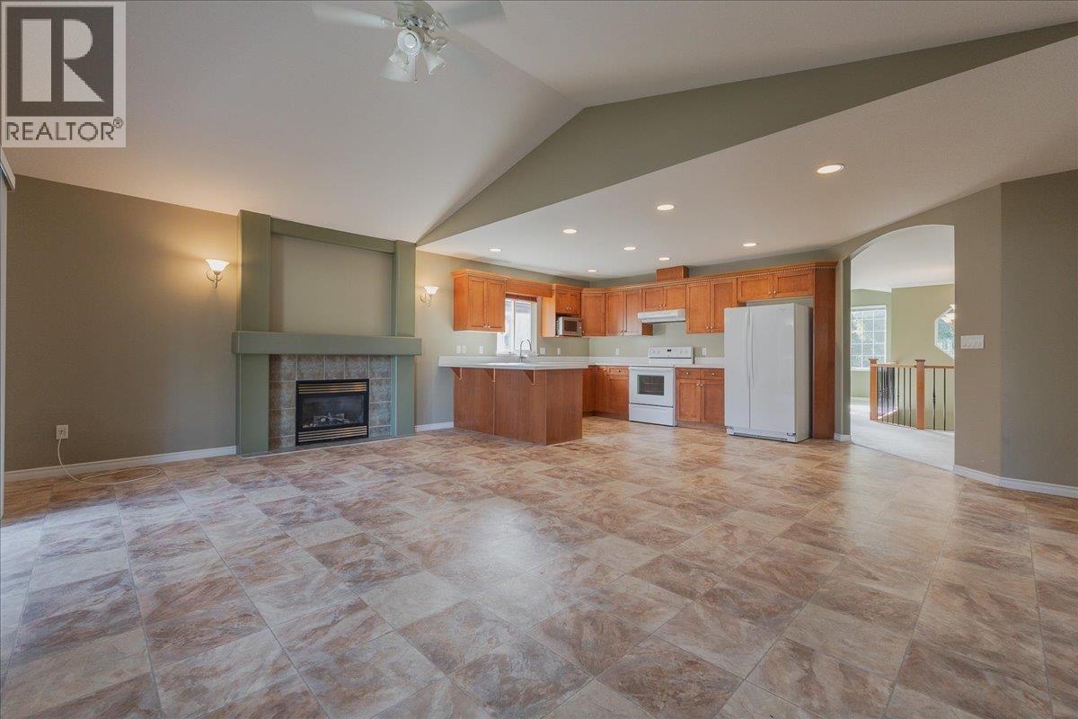 23661 114a Avenue Property Photo 8