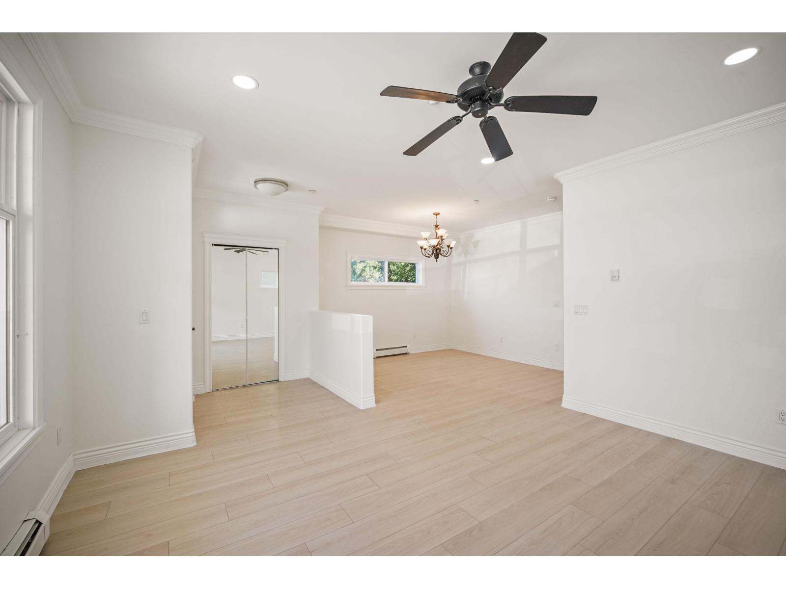 15554 Russell Avenue Property Photo 3