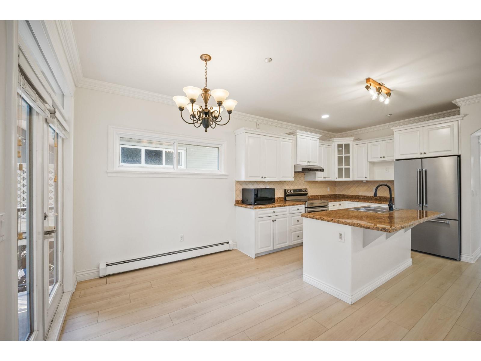 15554 Russell Avenue Property Photo 16