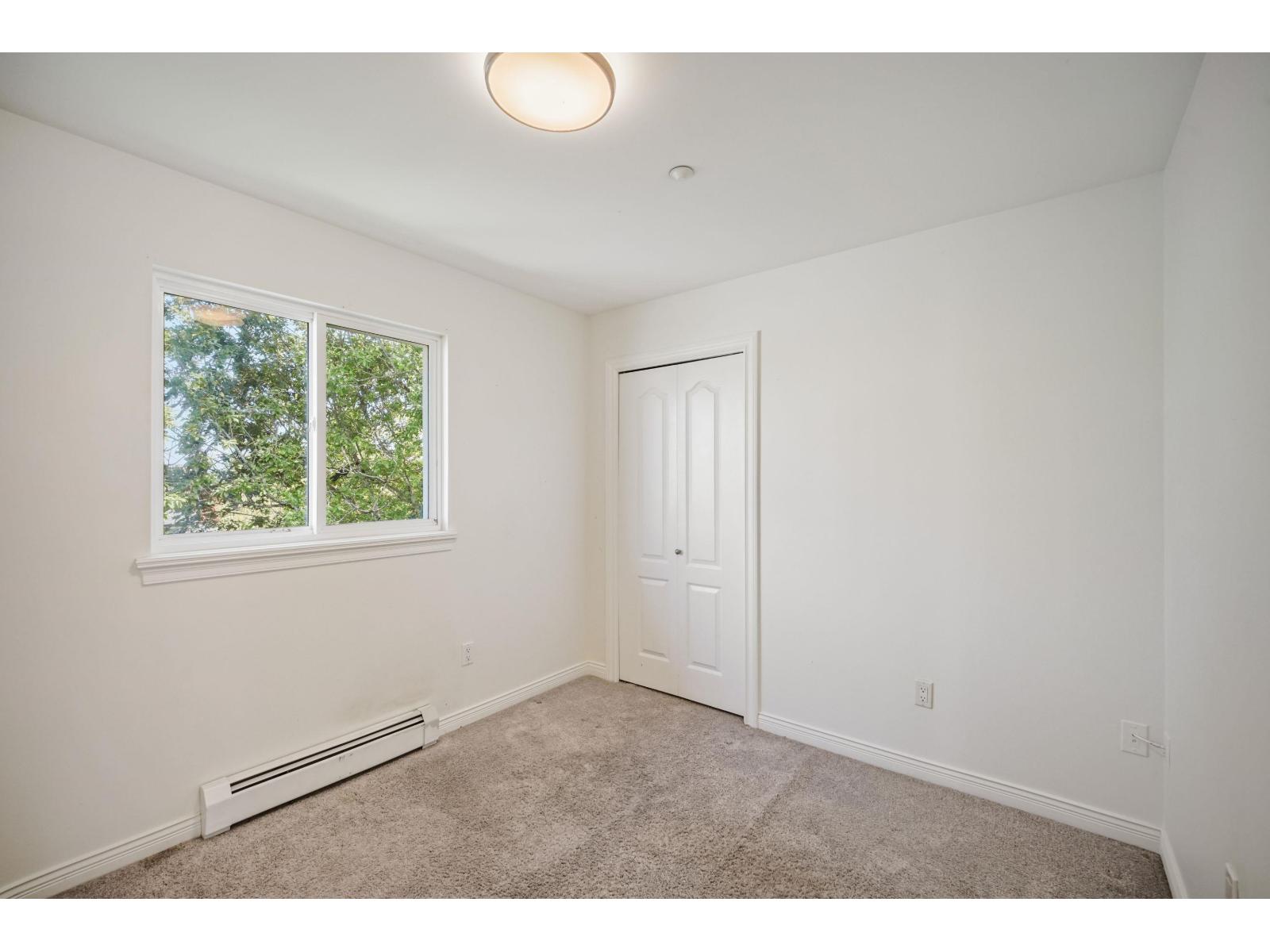 15554 Russell Avenue Property Photo 23