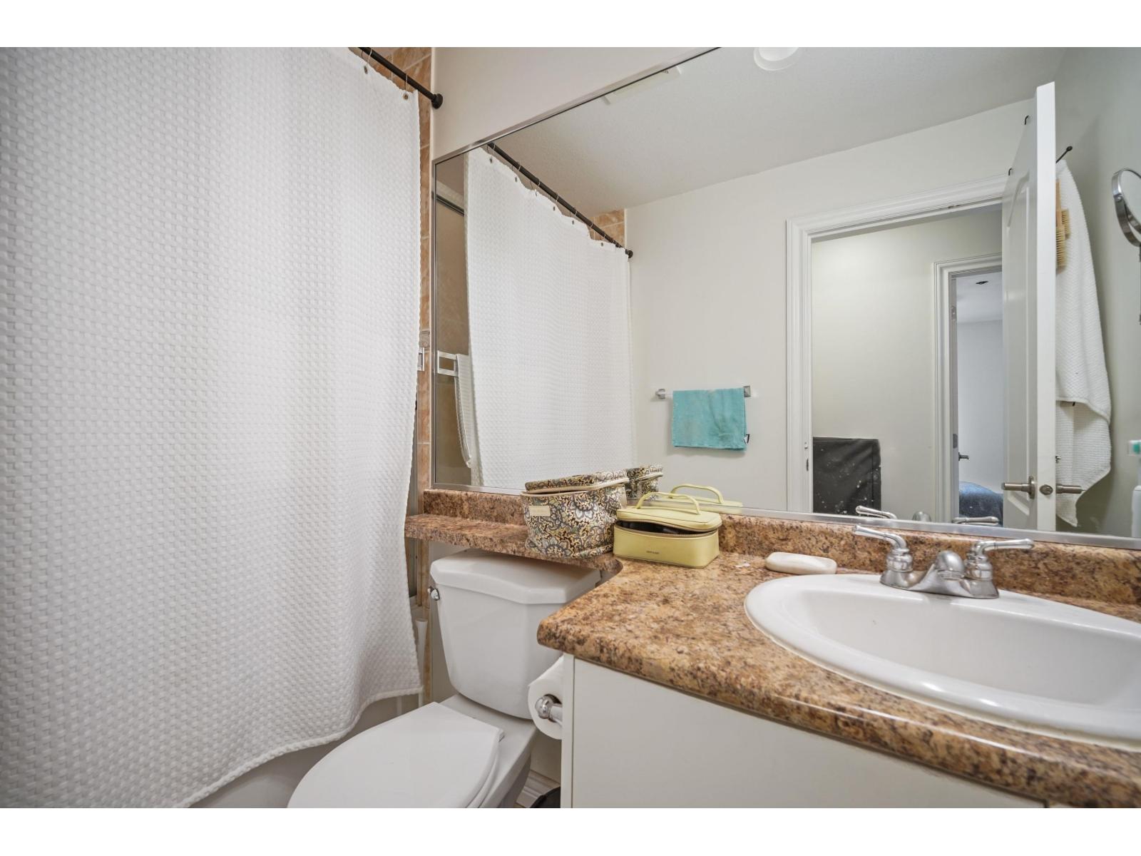 15554 Russell Avenue Property Photo 29