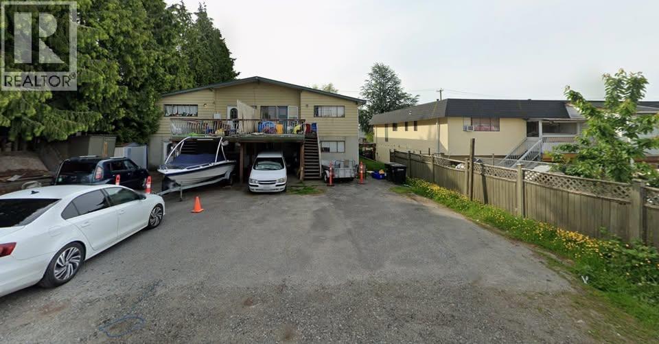 7141 10 Avenue Property Photo 3