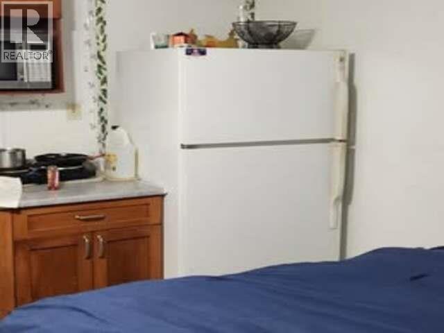 7141 10 Avenue Property Photo 4