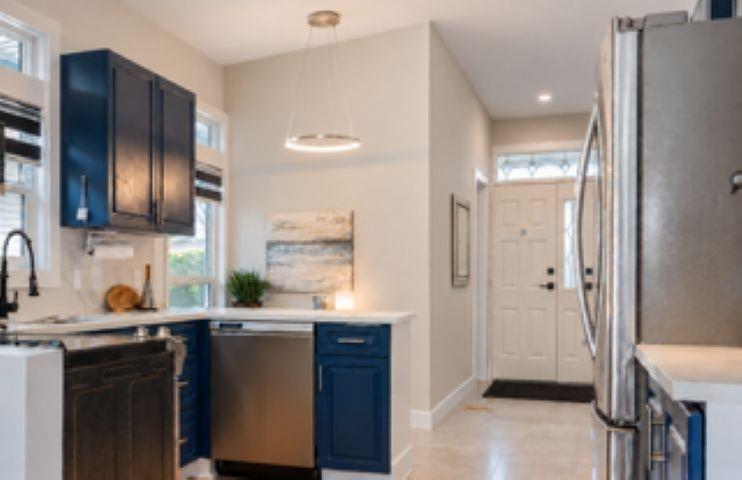 3 4725 221 Street Property Photo 2