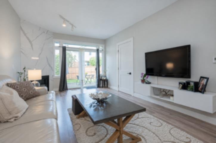 3 4725 221 Street Property Photo 4