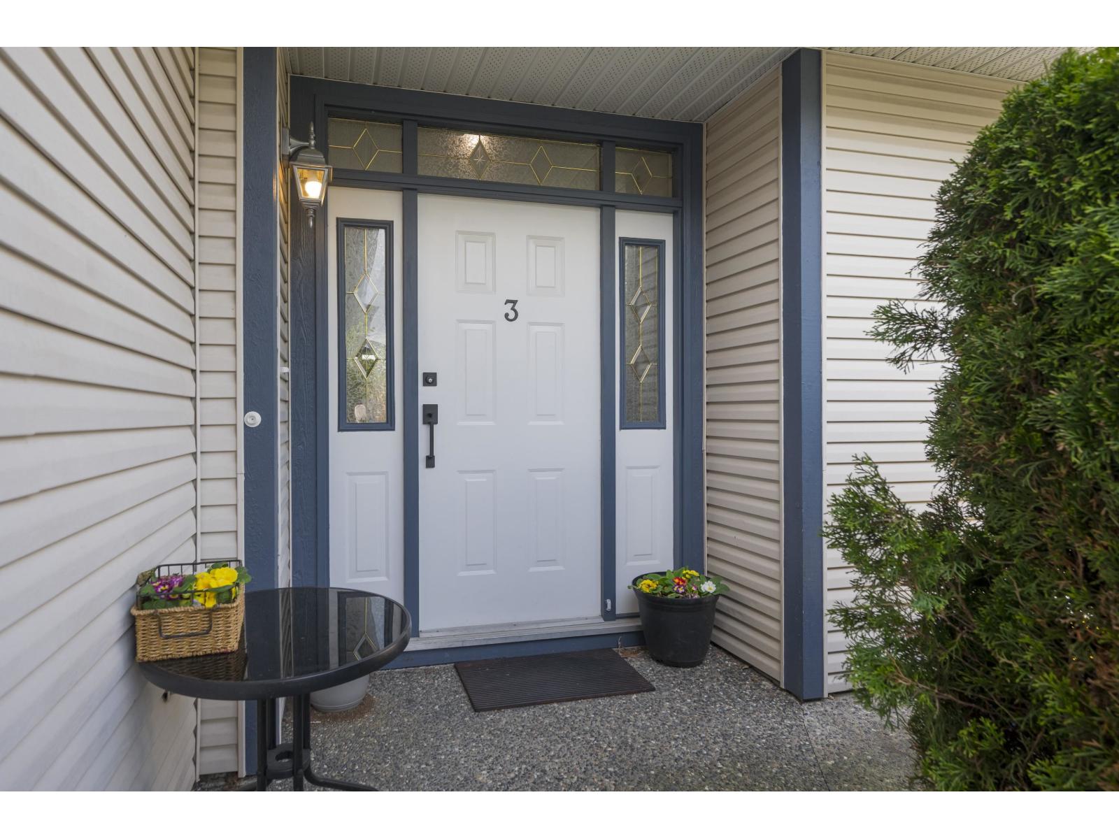 3 4725 221 Street Property Photo 6