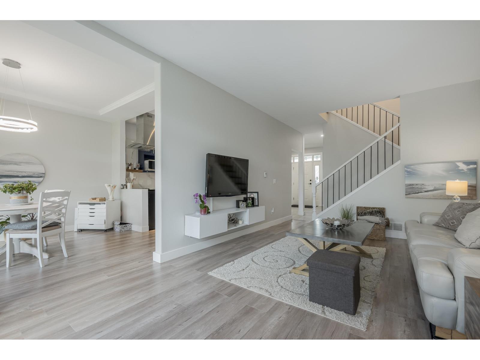 3 4725 221 Street Property Photo 20