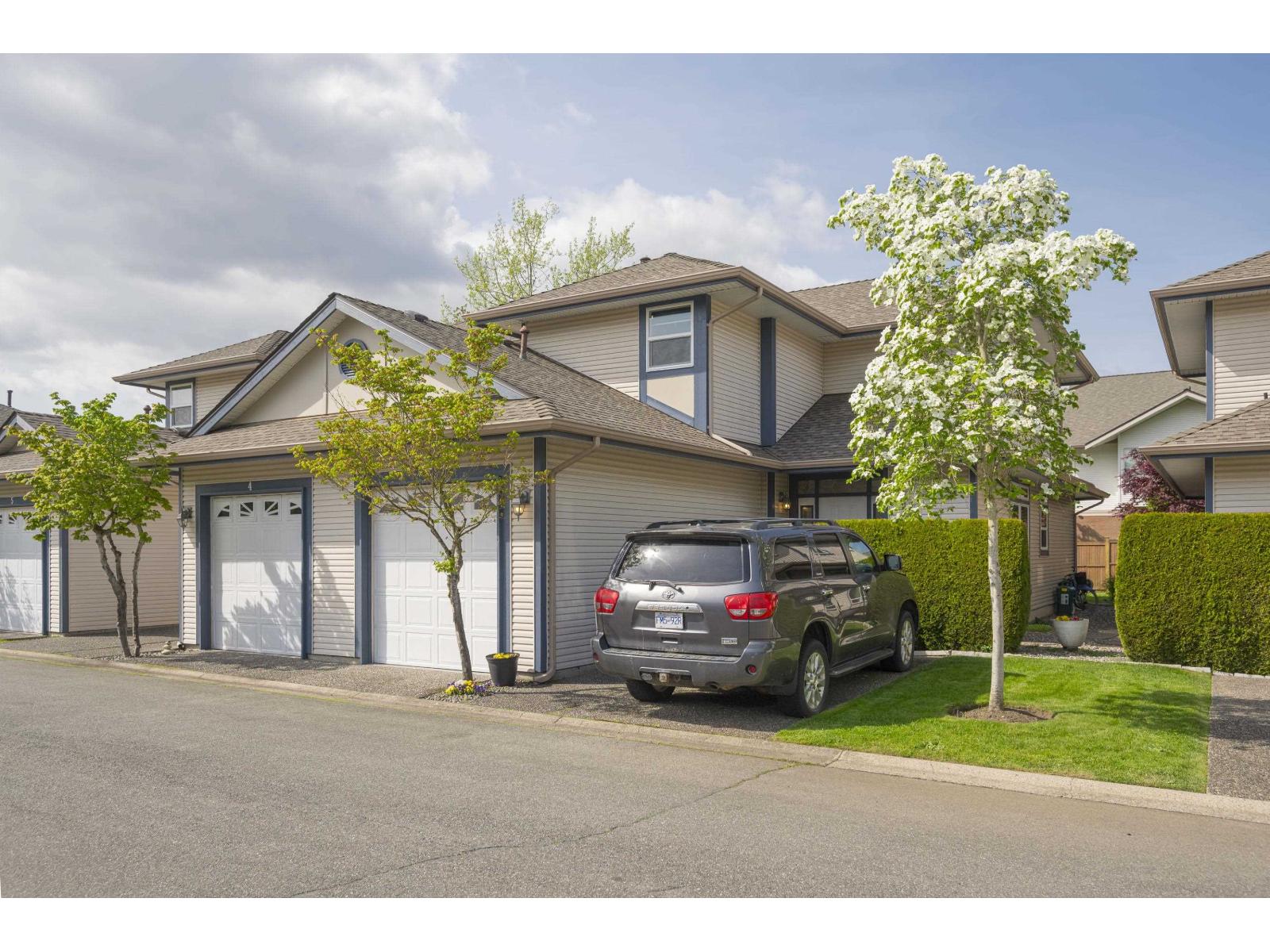 3 4725 221 Street Property Photo 38