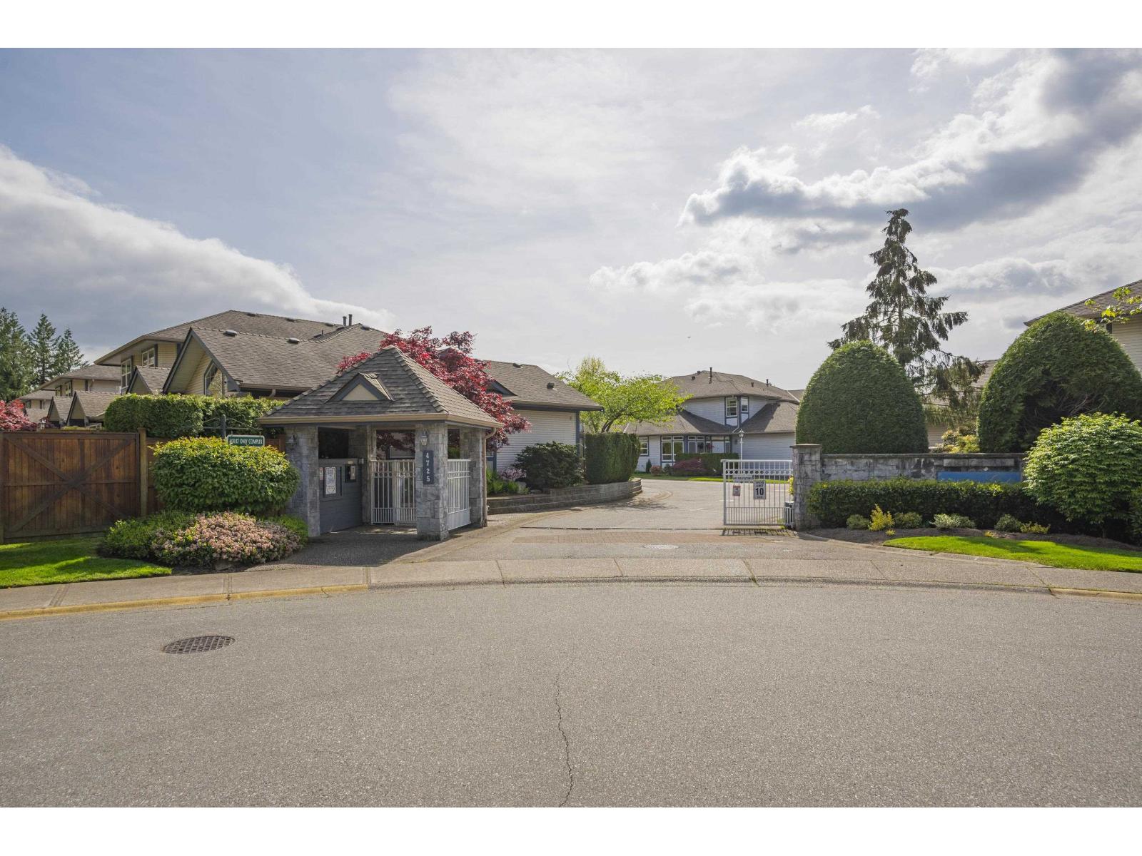 3 4725 221 Street Property Photo 40