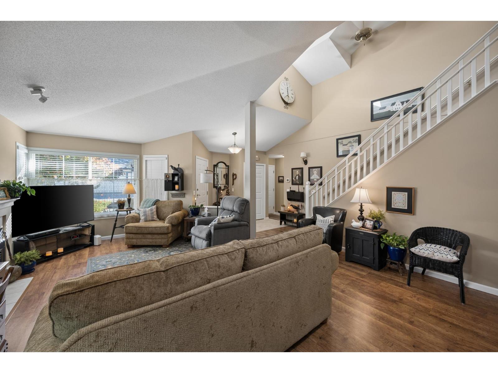 48 17917 68 Avenue Property Photo 9