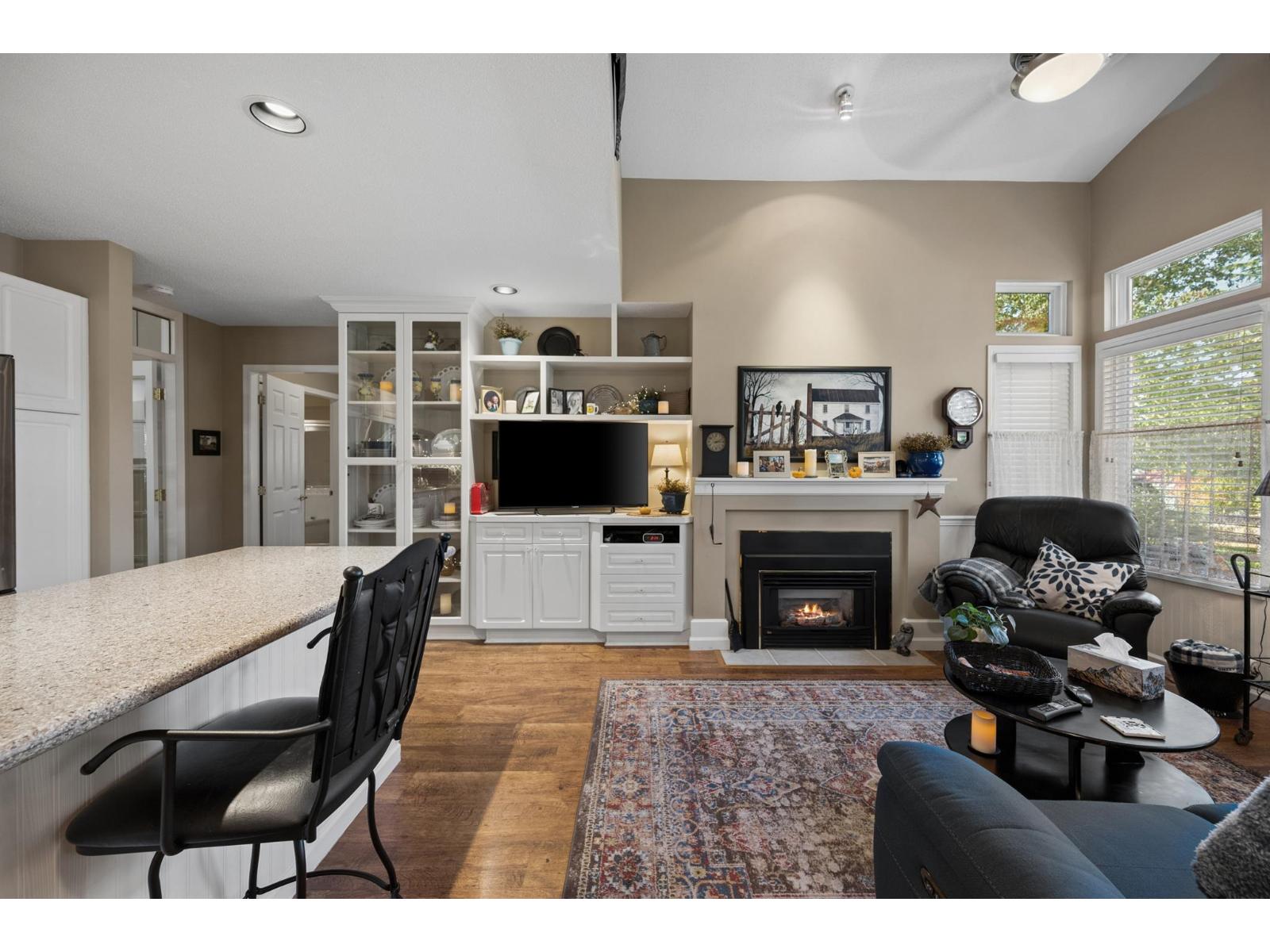48 17917 68 Avenue Property Photo 14
