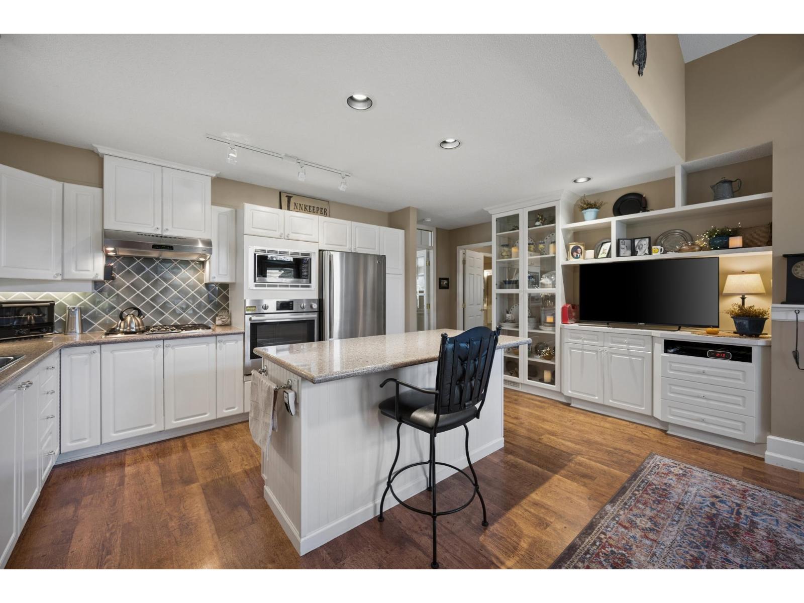 48 17917 68 Avenue Property Photo 18