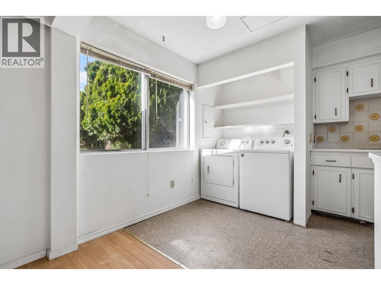 3740 Blundell Road Property Photo 14