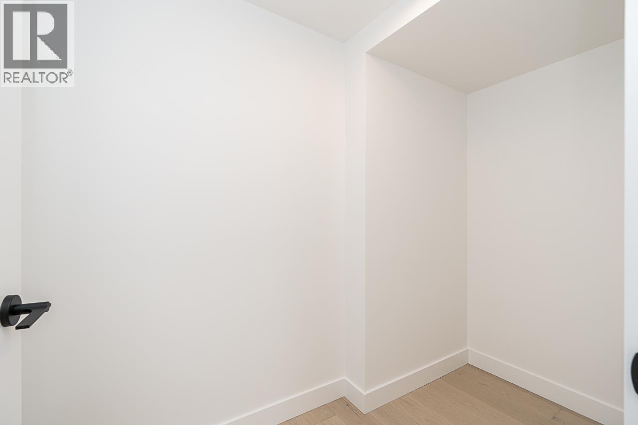 101 157 W King Edward Avenue Property Photo 22