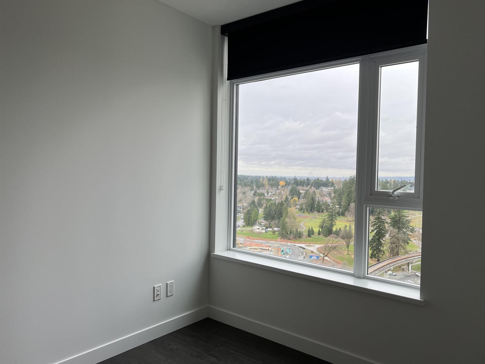 3104 9887 Whalley Boulevard Property Photo 13