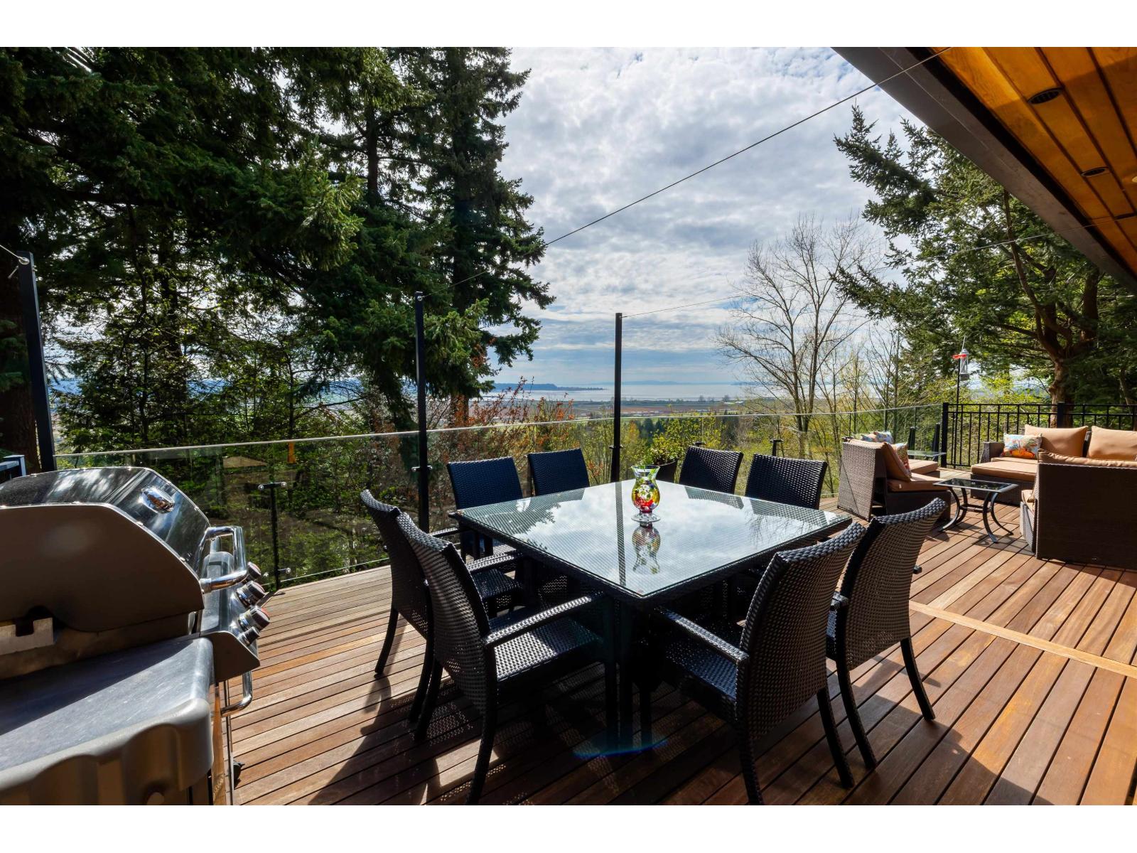13464 56 Avenue Property Photo 14