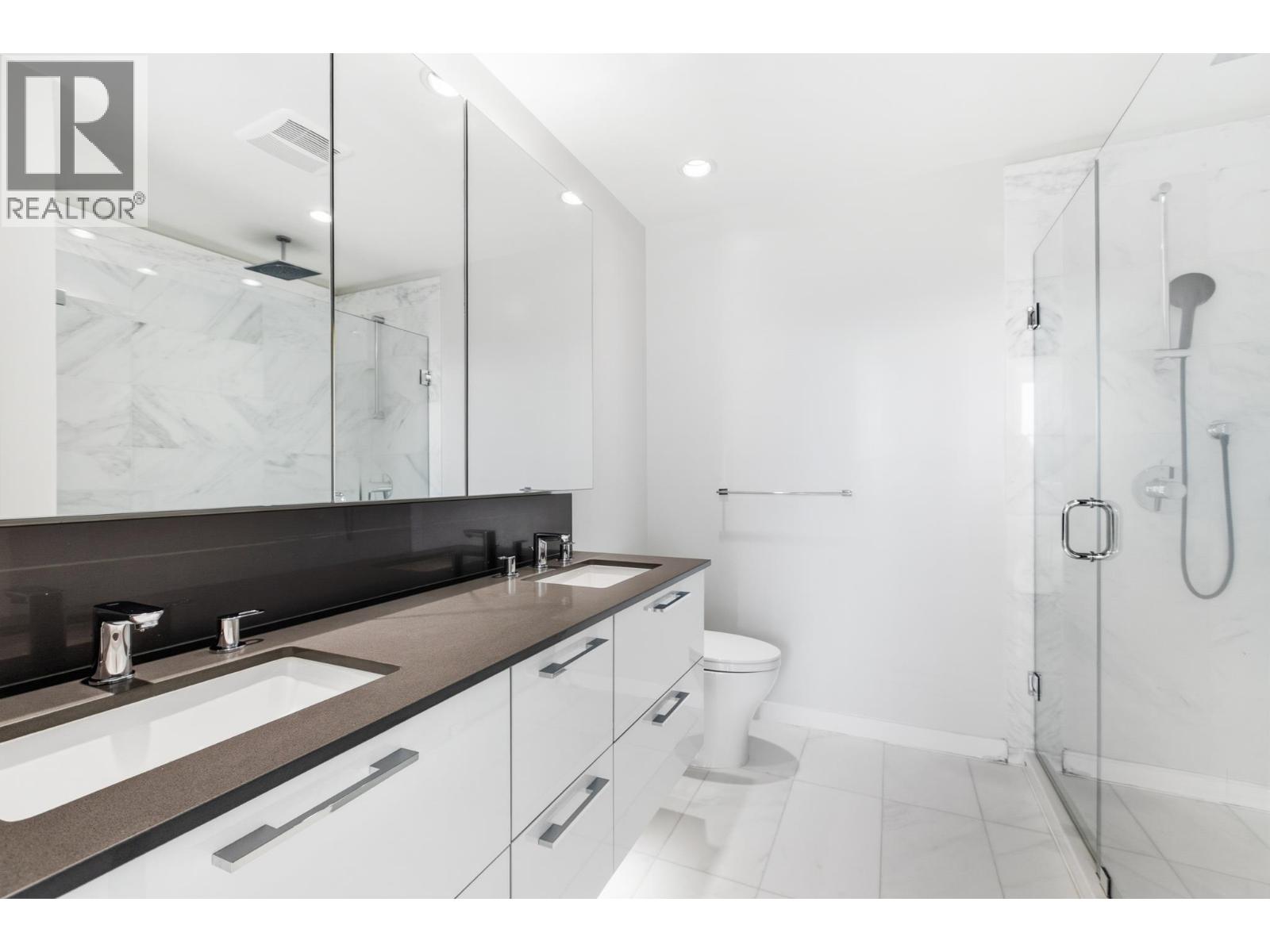 1908 3487 Binning Road Property Photo 15