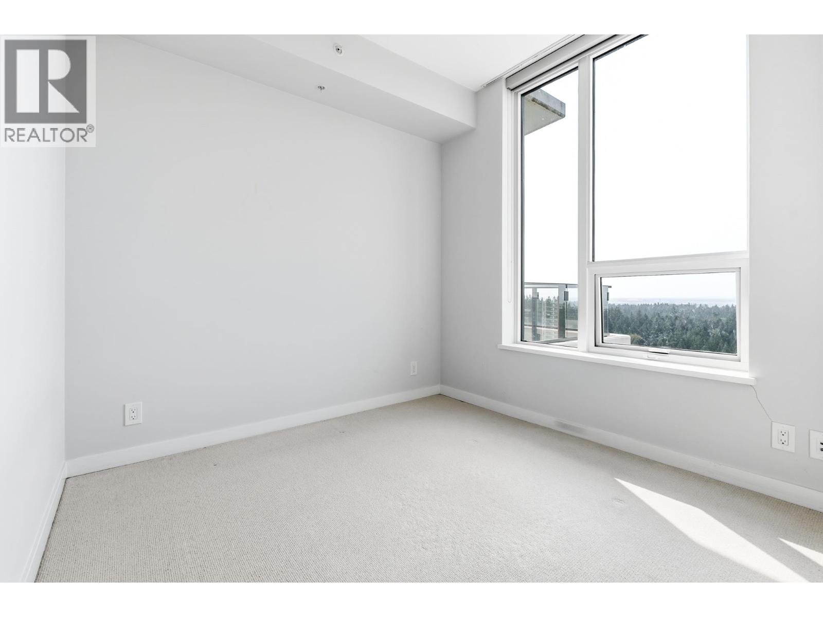 1908 3487 Binning Road Property Photo 18