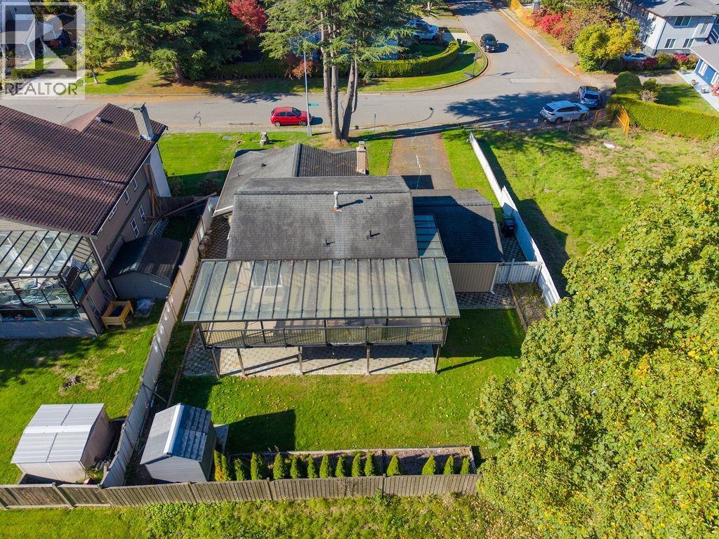 10180 Cornerbrook Crescent Property Photo 37