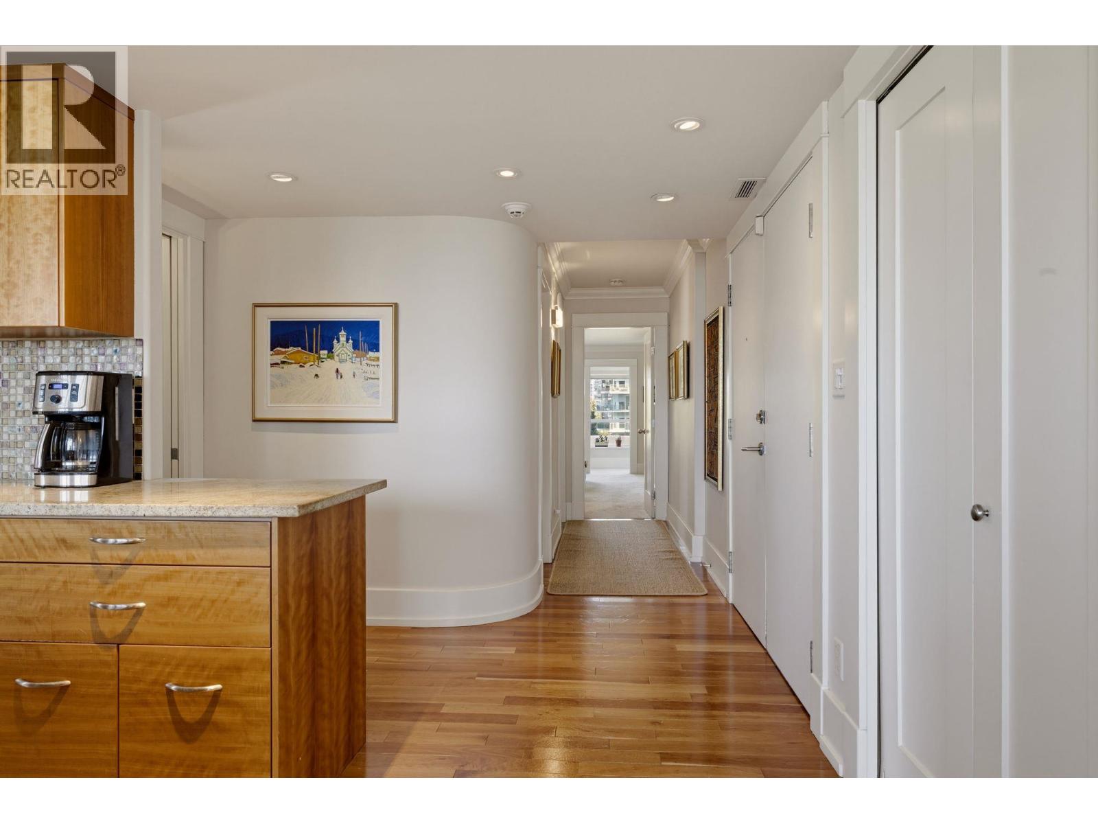 701 1345 Burnaby Street Property Photo 18