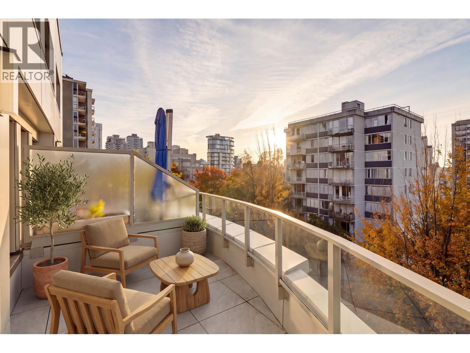 701 1345 Burnaby Street Property Photo 33