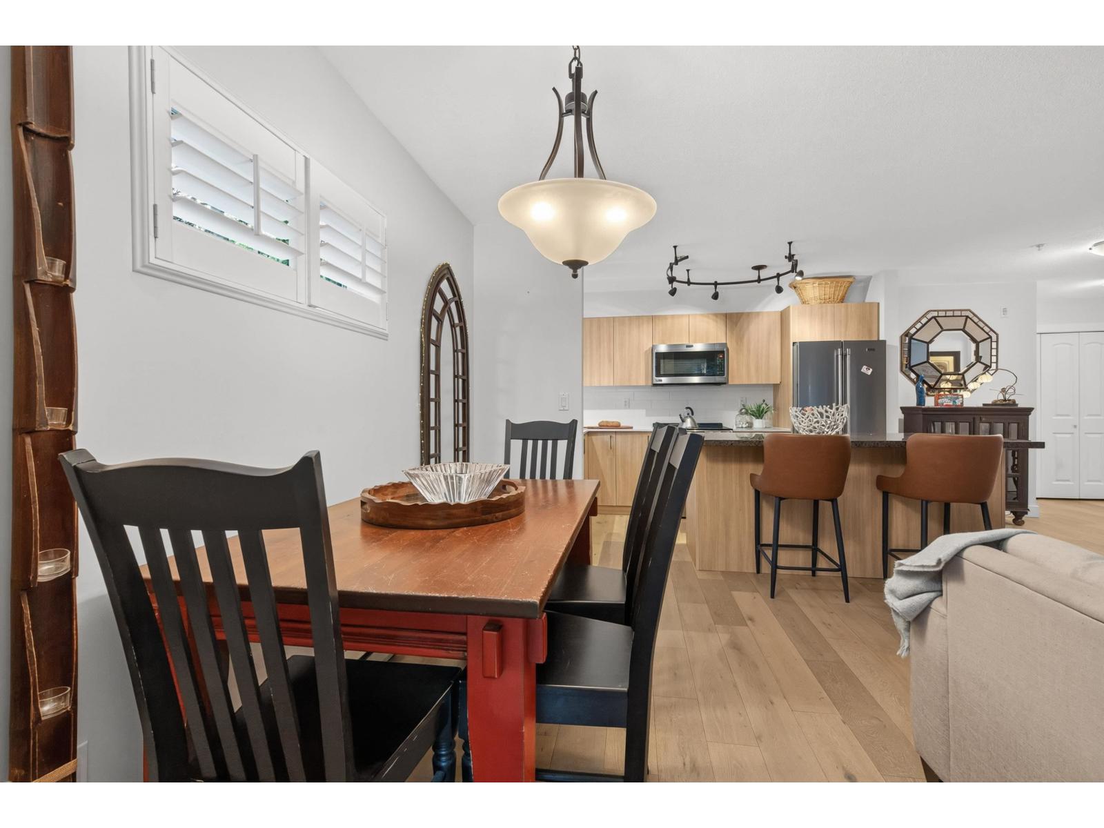 209 8717 160 Street Property Photo 11