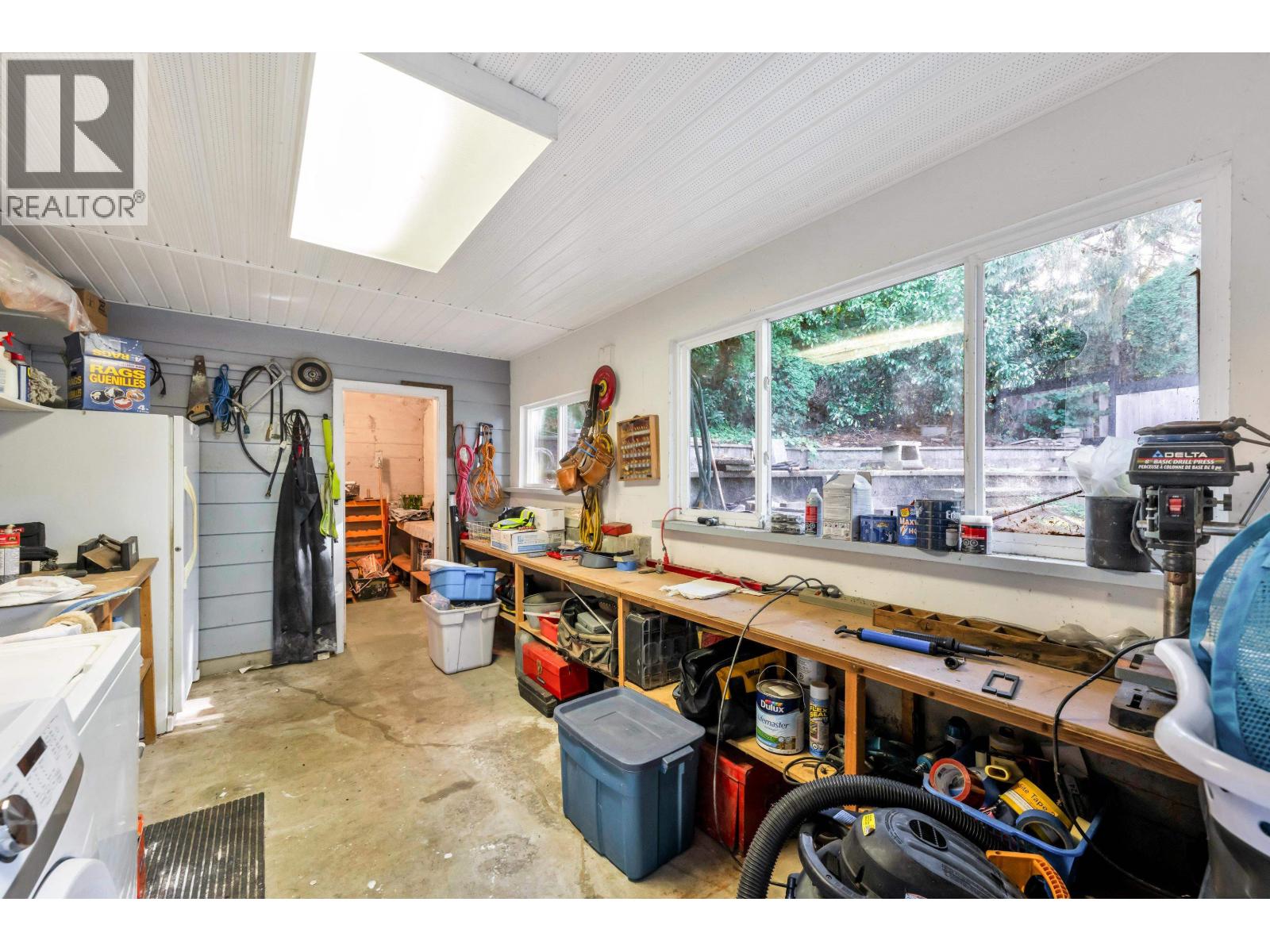 5460 Meadedale Drive Property Photo 35
