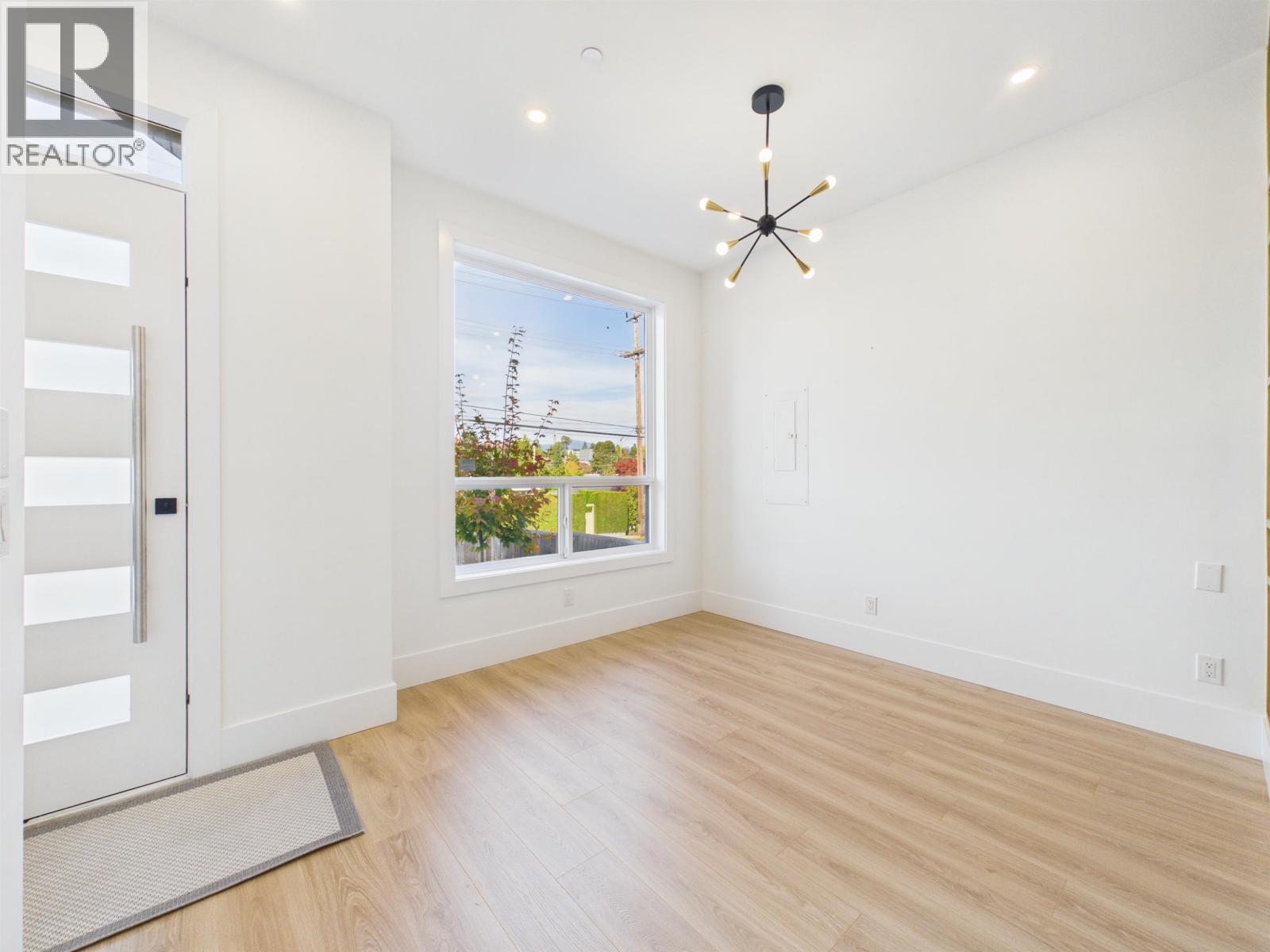 1 122 Eighth Avenue Property Photo 5