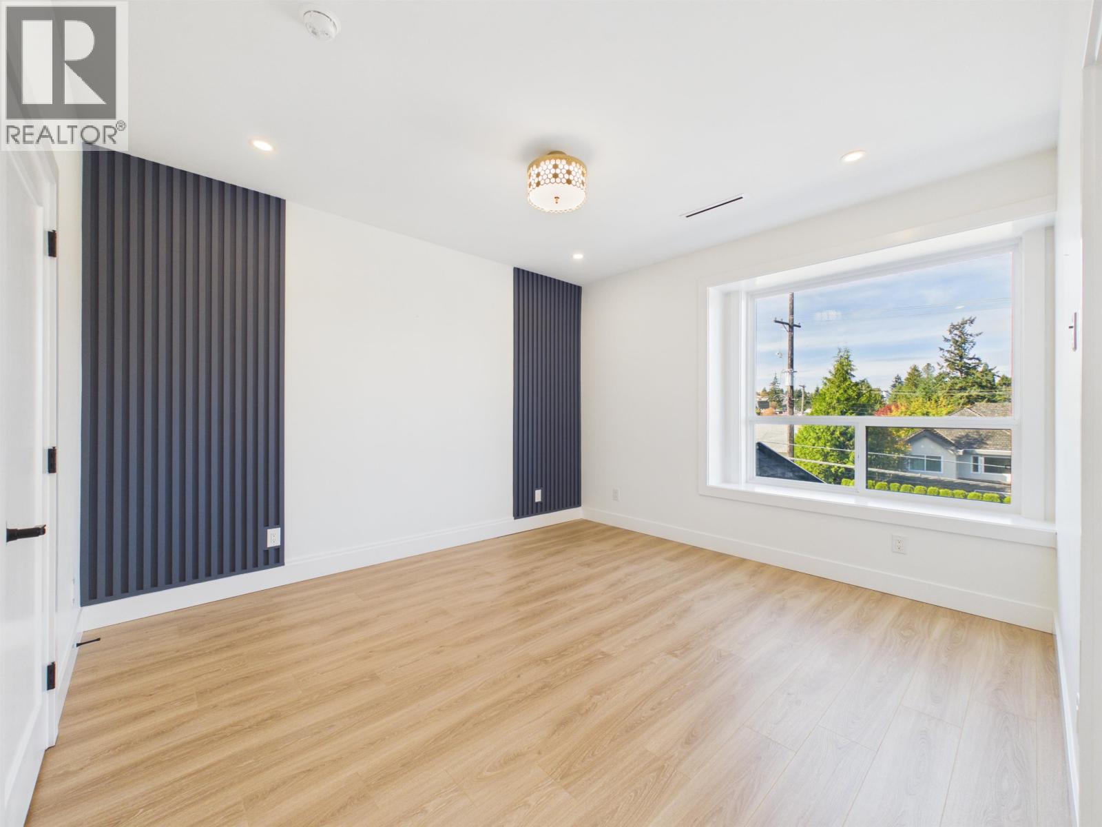 1 122 Eighth Avenue Property Photo 25