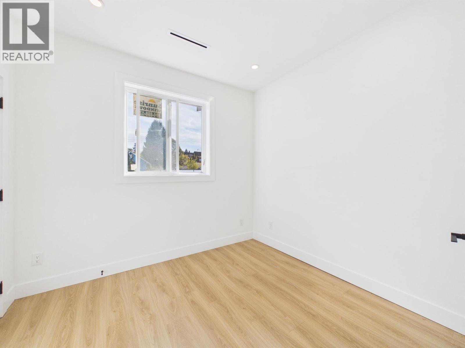 1 122 Eighth Avenue Property Photo 32
