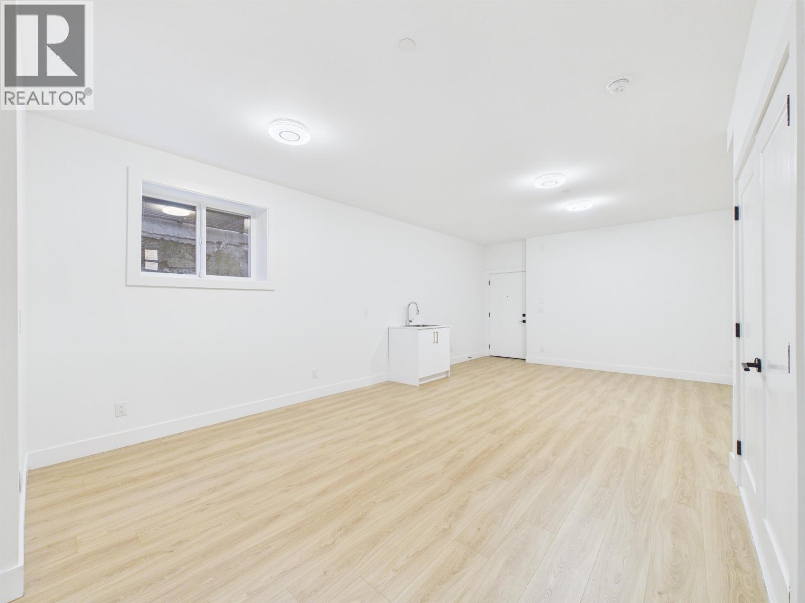 1 122 Eighth Avenue Property Photo 34