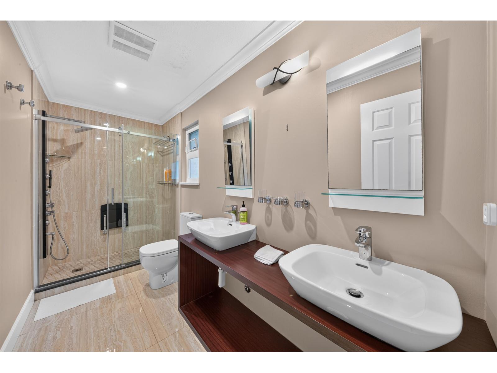 14387 24a Avenue Property Photo 11