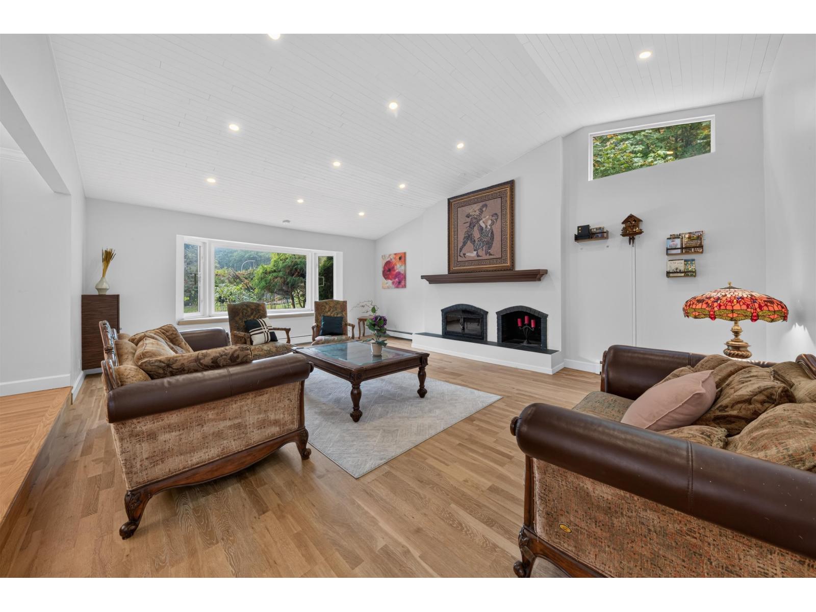 14387 24a Avenue Property Photo 12