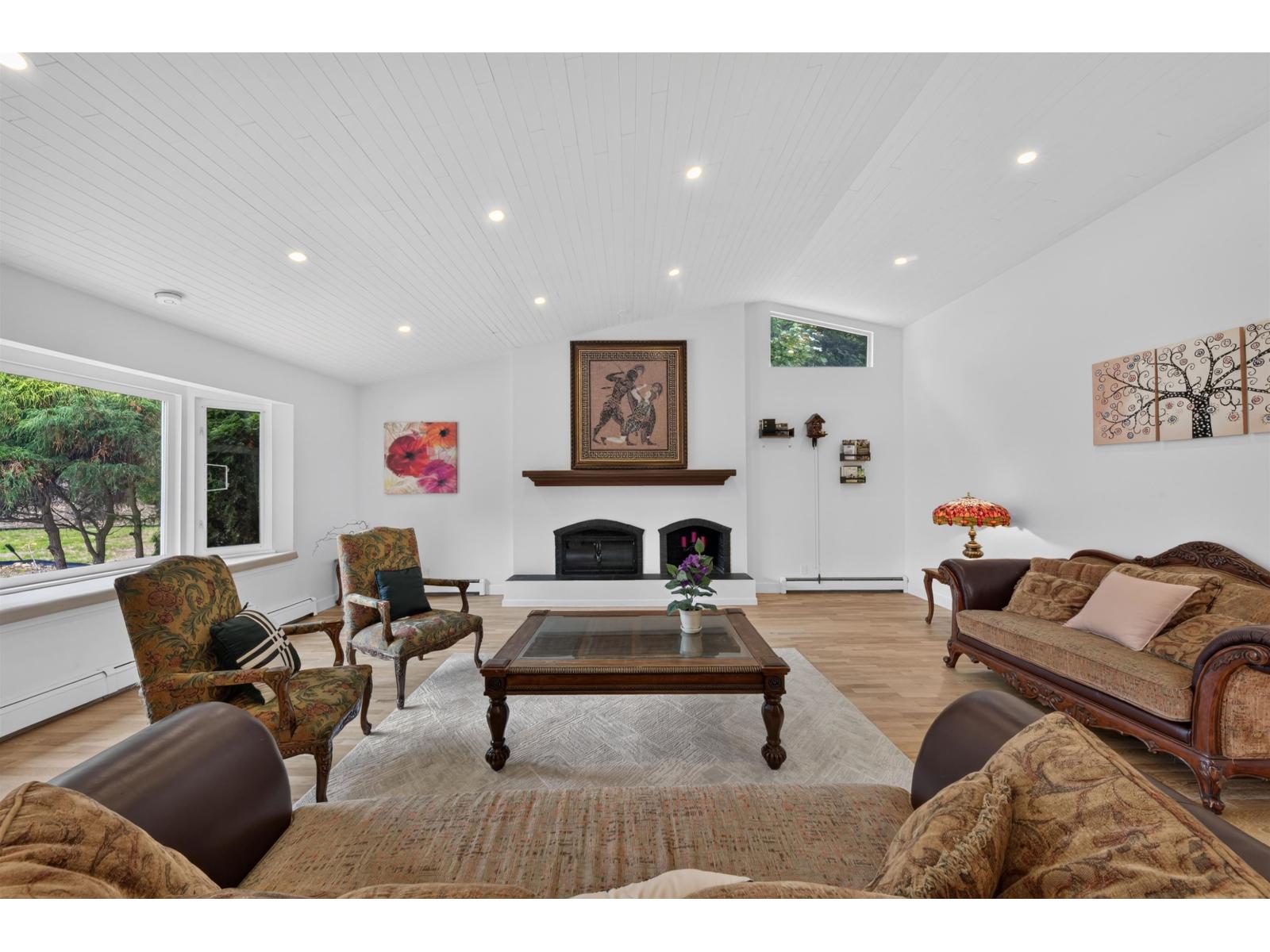 14387 24a Avenue Property Photo 13