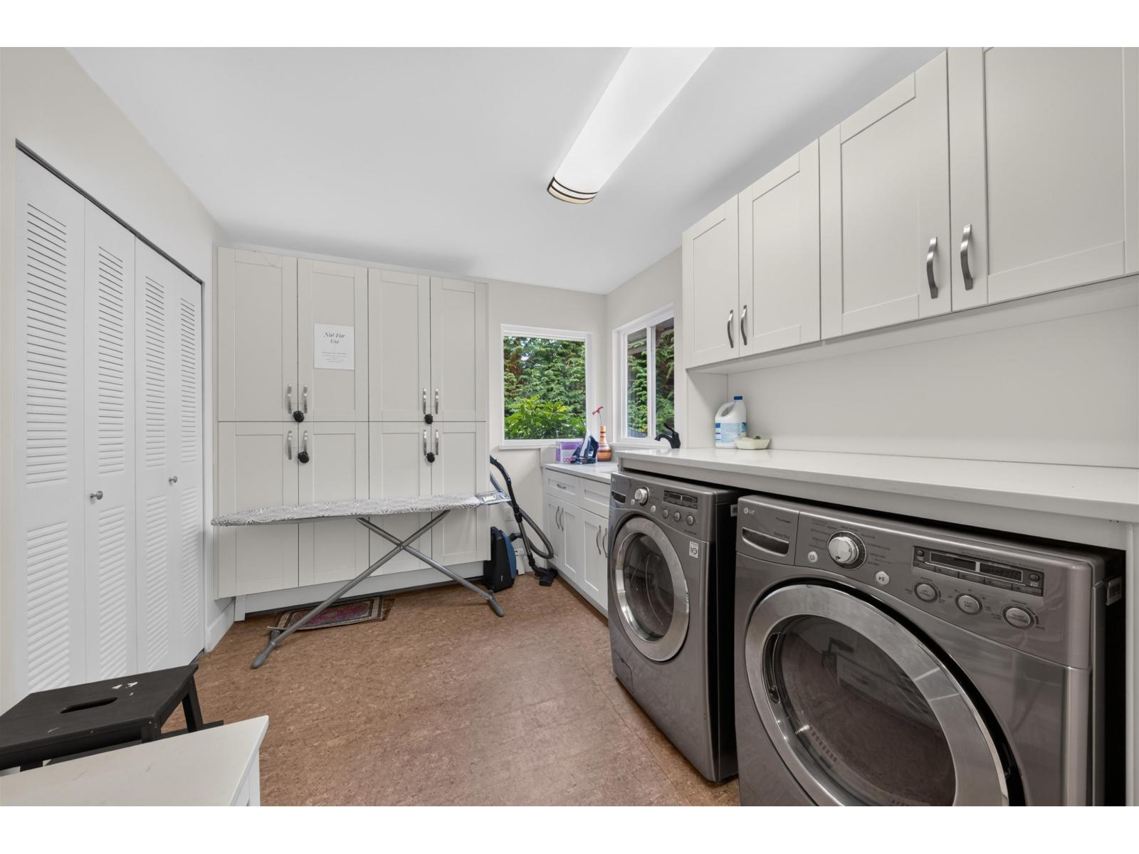 14387 24a Avenue Property Photo 23