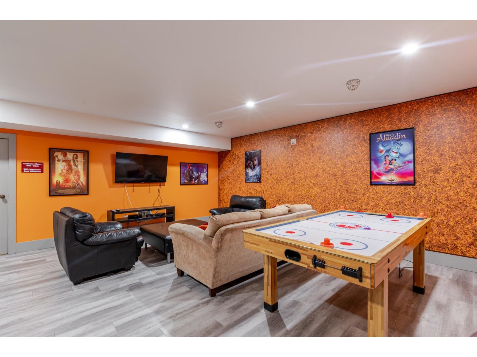 1 6747 203 Street Property Photo 33