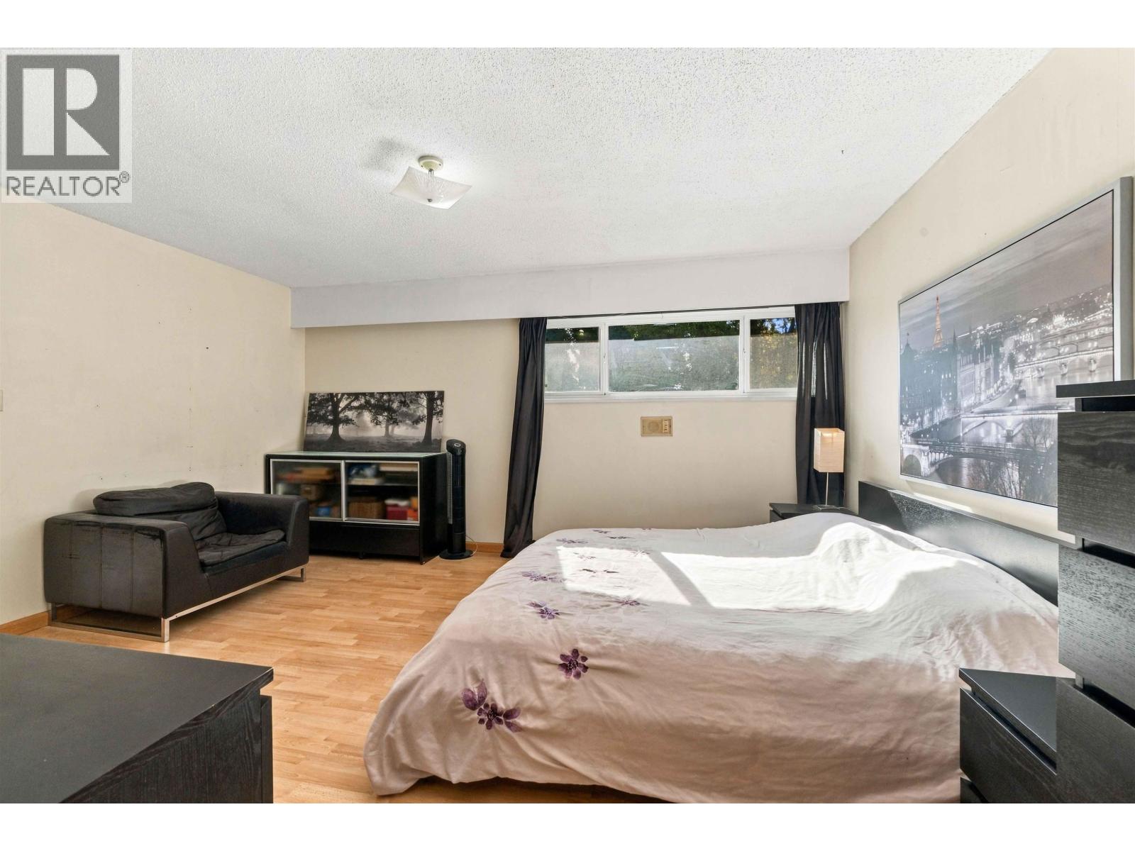 318 Mariner Way Property Photo 11