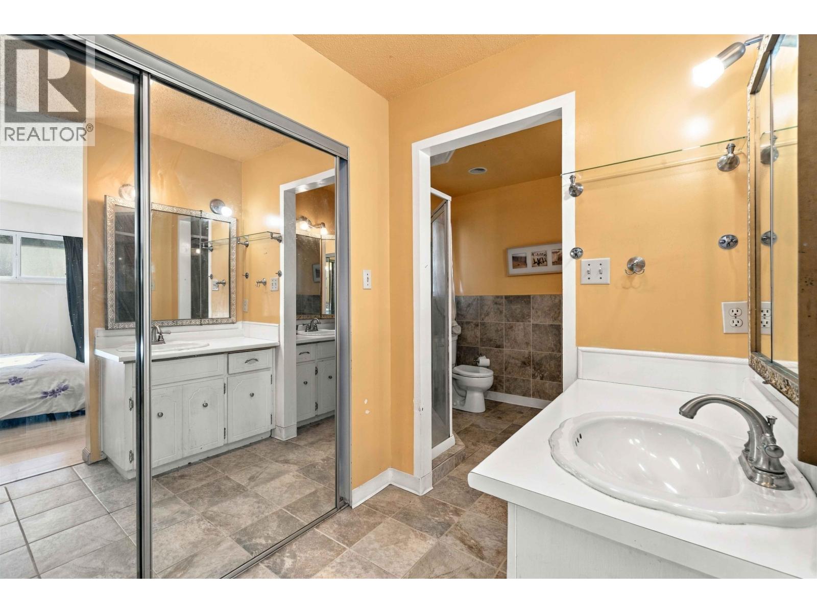 318 Mariner Way Property Photo 13