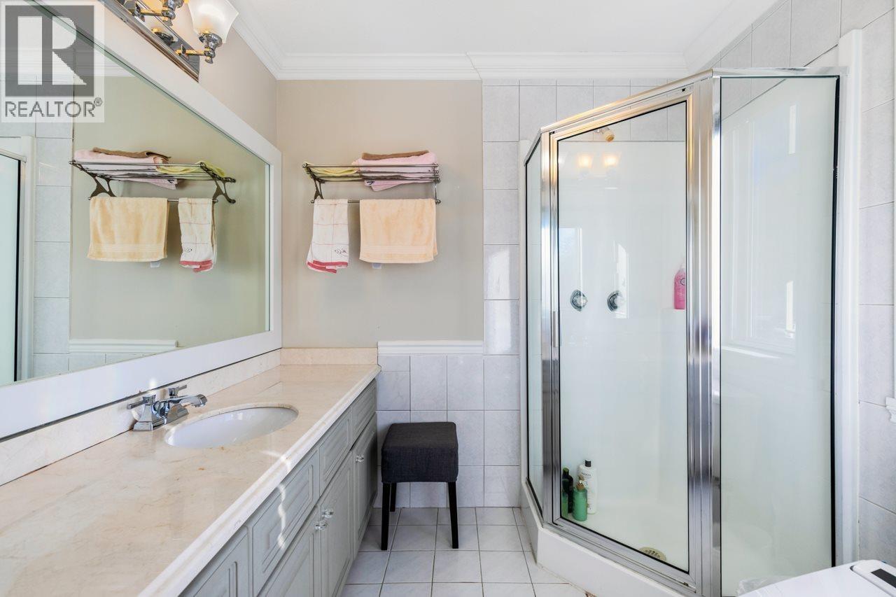 53xx Sperling Avenue Property Photo 32