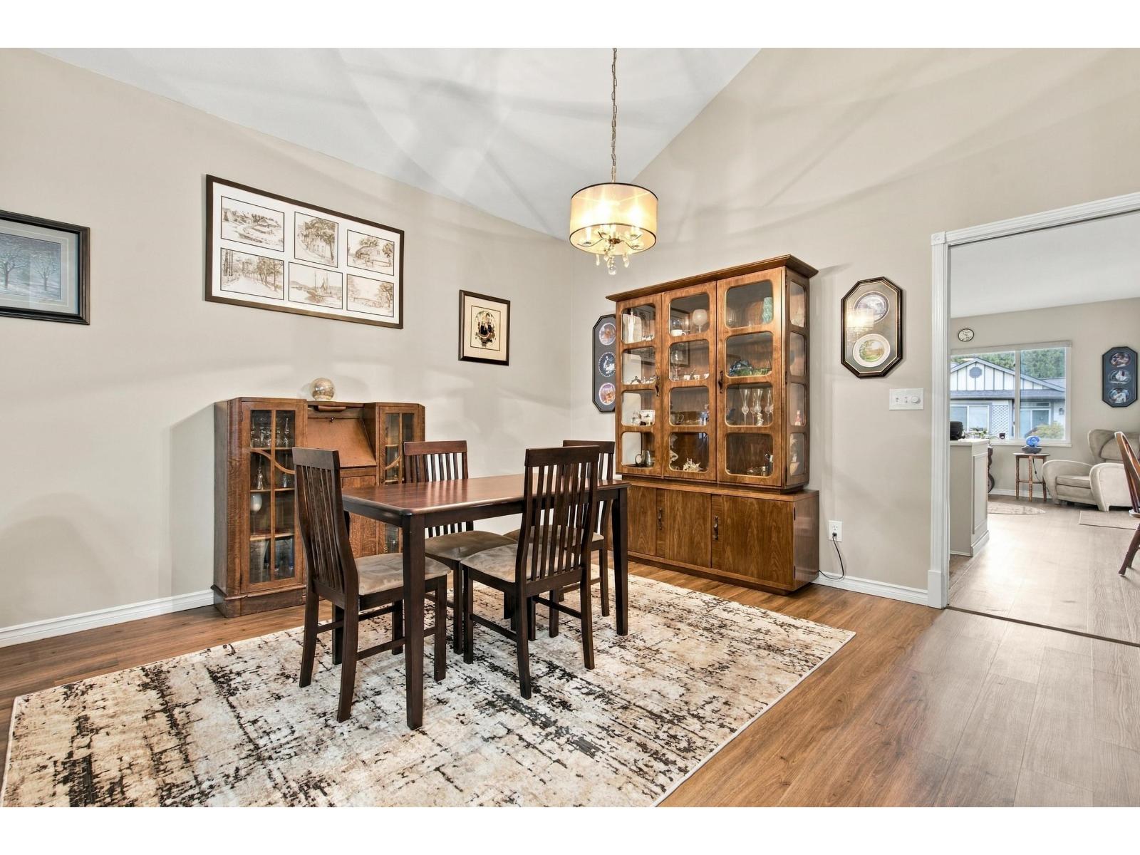 102 20655 88 Avenue Property Photo 14