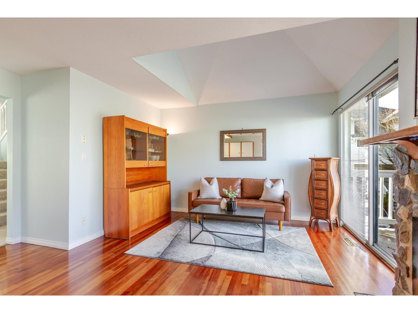 31 15550 89 Avenue Property Photo 11
