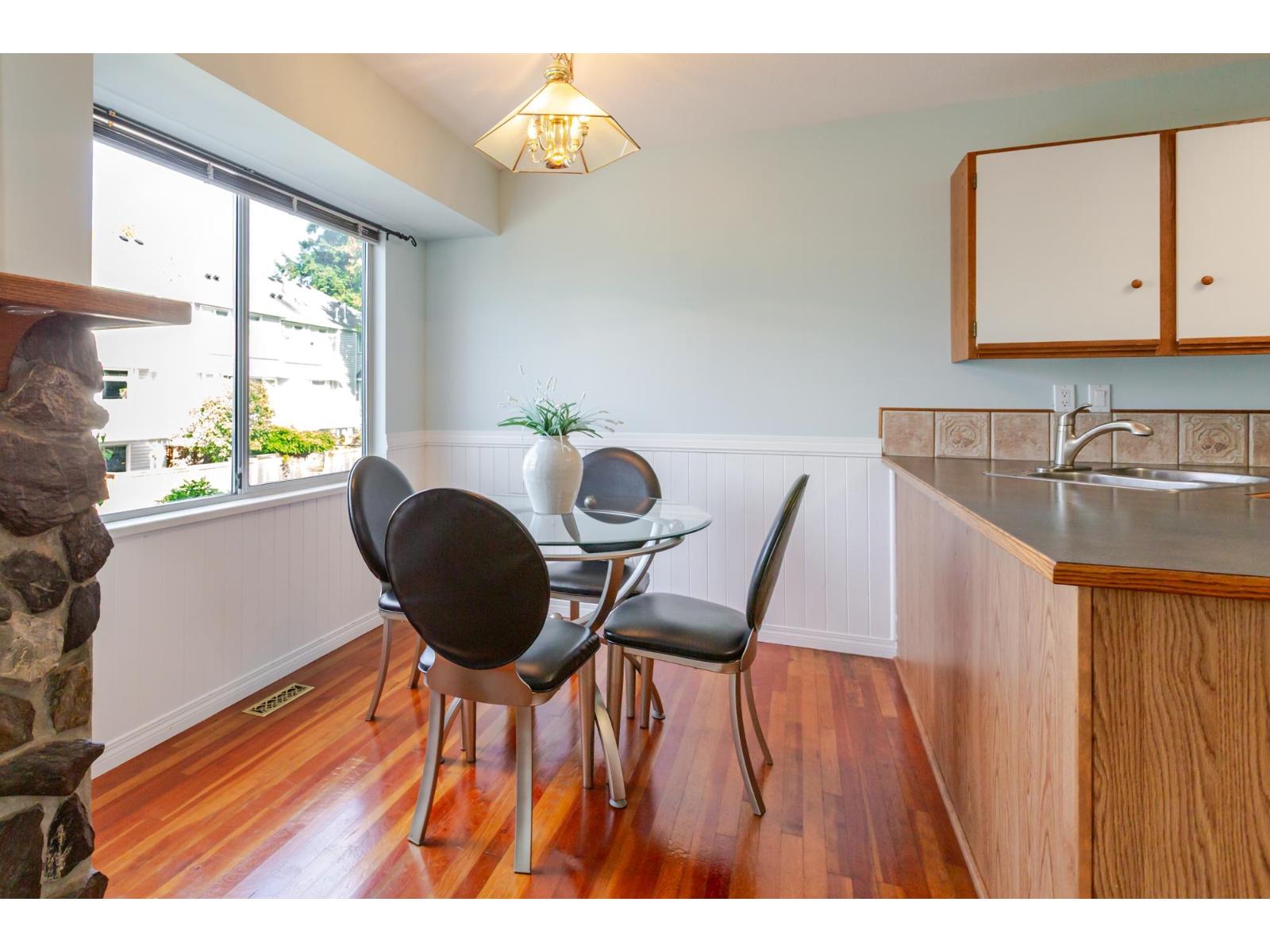 31 15550 89 Avenue Property Photo 16